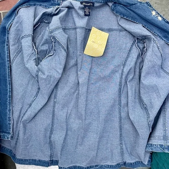 Denim & Co NWT Embroidered Denim Shirt Jacket - Picture 10 of 11